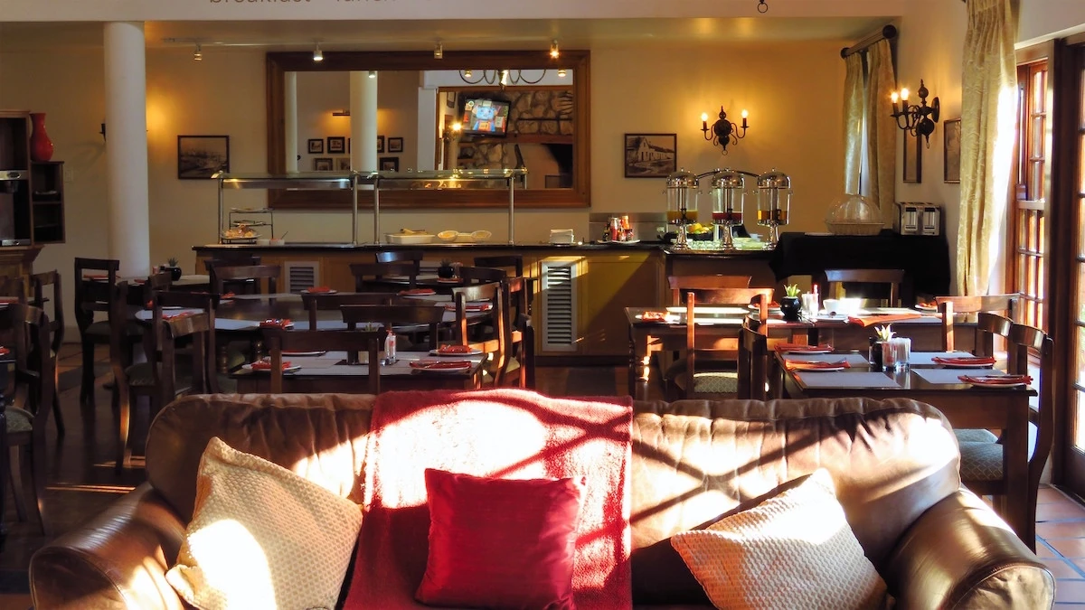 Oakhurst Hotel | Gallery