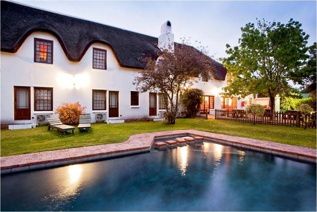 Oakhurst Hotel | Gallery